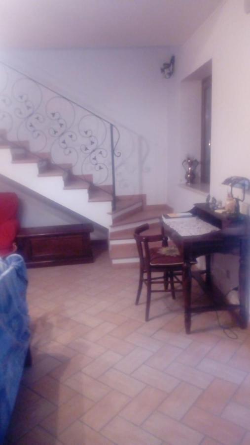 Casale Di Burano Apartment Onano Luaran gambar