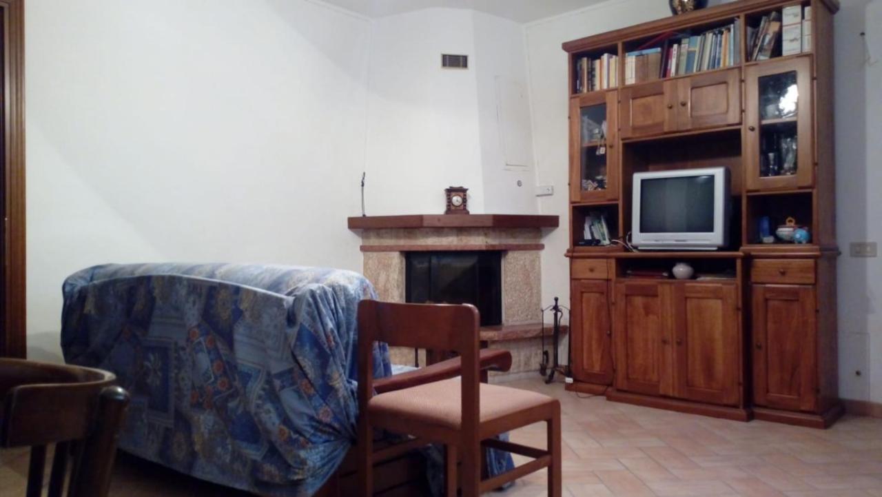 Casale Di Burano Apartment Onano Luaran gambar
